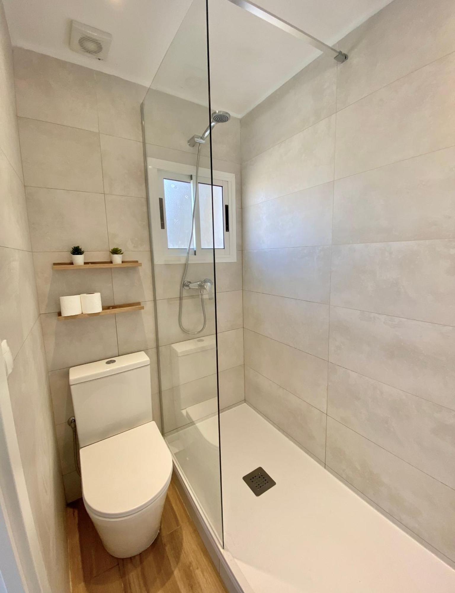 Suite Apartment Anselm Barcelona Cornellá de Llobregat Exterior foto